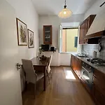 Babaia 아파트 *